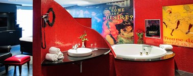 Hotel Schiphol - Top Secret Suite Hotel Schiphol - Top Secret Suite