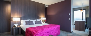 Airporthotel Duesseldorf - Junior Suite Arrangement Airporthotel Duesseldorf - Junior Suite Arrangement