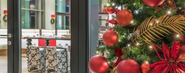 Airporthotel Duesseldorf - "Fröhliche Weihnachten" Arrangement - 4 Tage Airporthotel Duesseldorf - "Fröhliche Weihnachten" Arrangement - 4 Tage