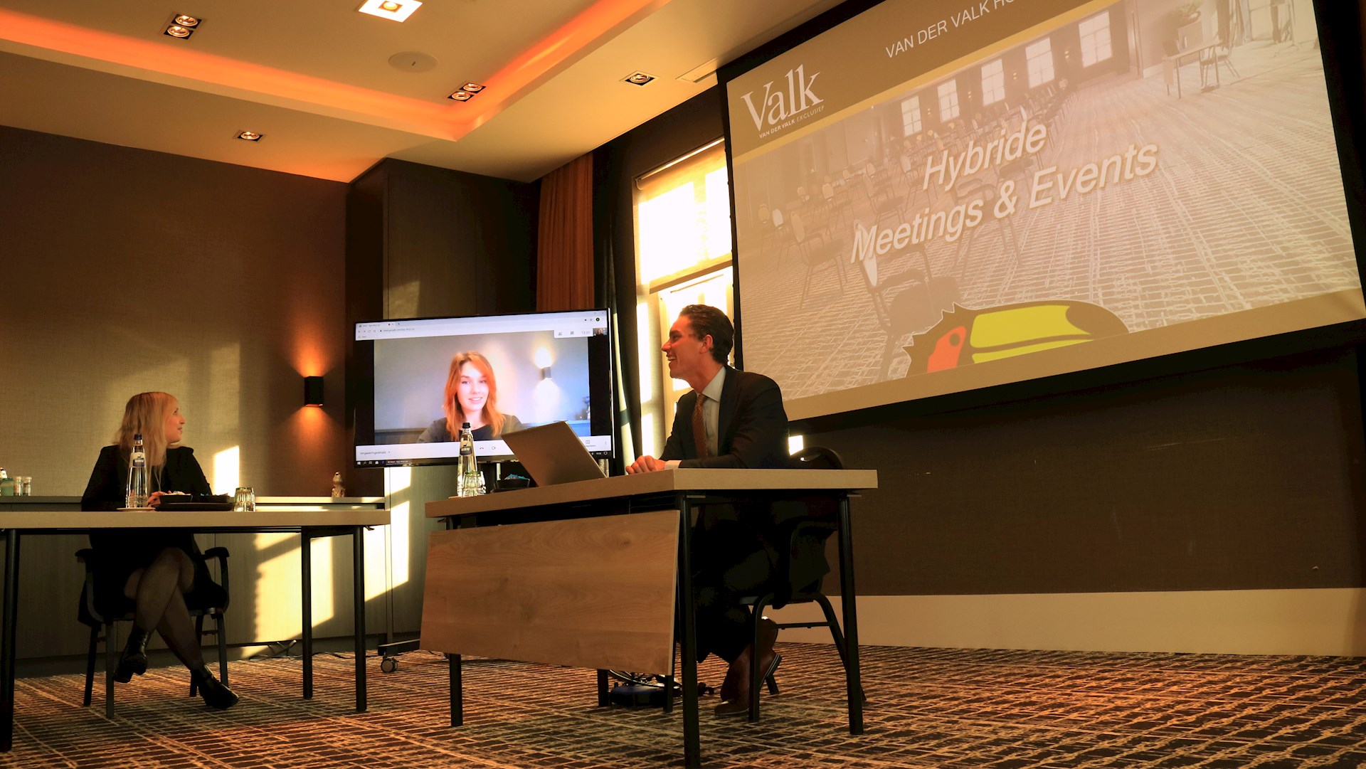 Hybride events en online mogelijkheden Hybride events en online mogelijkheden