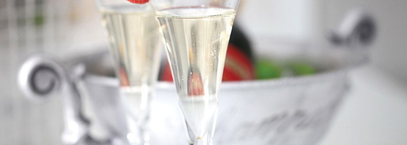 Sparkling wines and Champagne