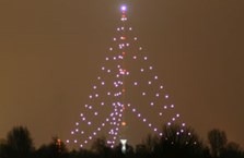 Nabij welk dorp vindt u deze grootste ‘kerstboom’ van Nederland?