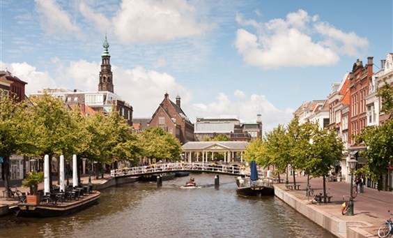 Leiden; city of discoveries