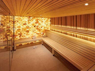 Finnische Sauna (90◦C)