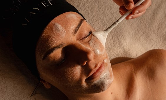 Diverse beauty treatments