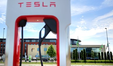 Tesla Elektrische Aufladung