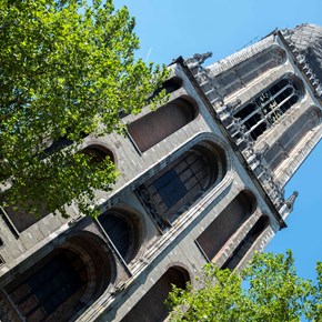 Dom tower