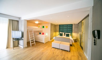 Familyroom Blue