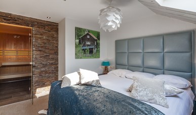 Sauna Suite